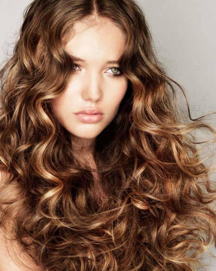 فر دائم مو چگونه انجام میشود؟ آموزش گام به گام مراحل فر دائم مو